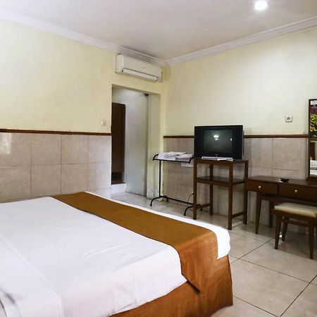 Hotel Tanjung Сурабая Екстер'єр фото