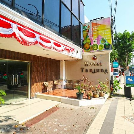 Hotel Tanjung Сурабая Екстер'єр фото