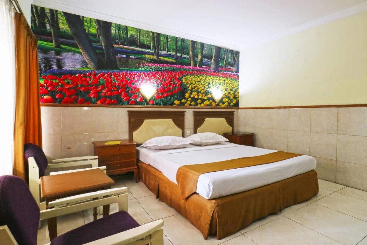 Hotel Tanjung Сурабая Екстер'єр фото